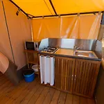 Campingplatz El Far 2*
